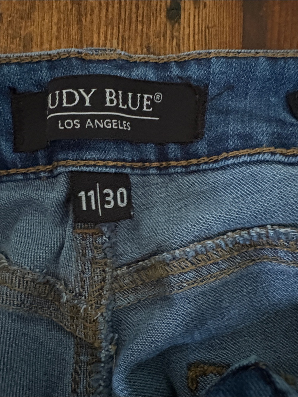 Judy Blue Super Flare Hippie BellBottom Festival Jeans Sz 30 - Picture 6 of 13